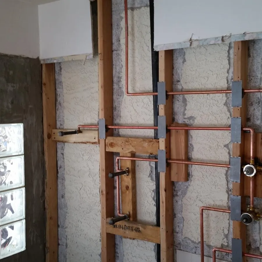 Copper pipe installation for Repiping in Nuevo